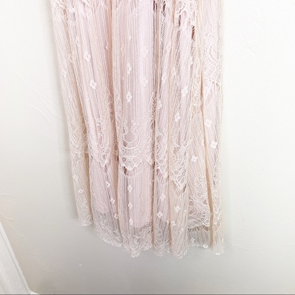 ASTR Blush Pink Lace Overlay Shift Dress Size S - Picture 4 of 9